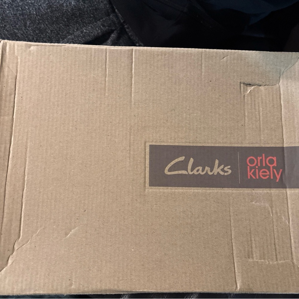 Clarks x Orla Kiely Glossy Black T-Strap Mary Jane’s platform Heels - Picture 8 of 8